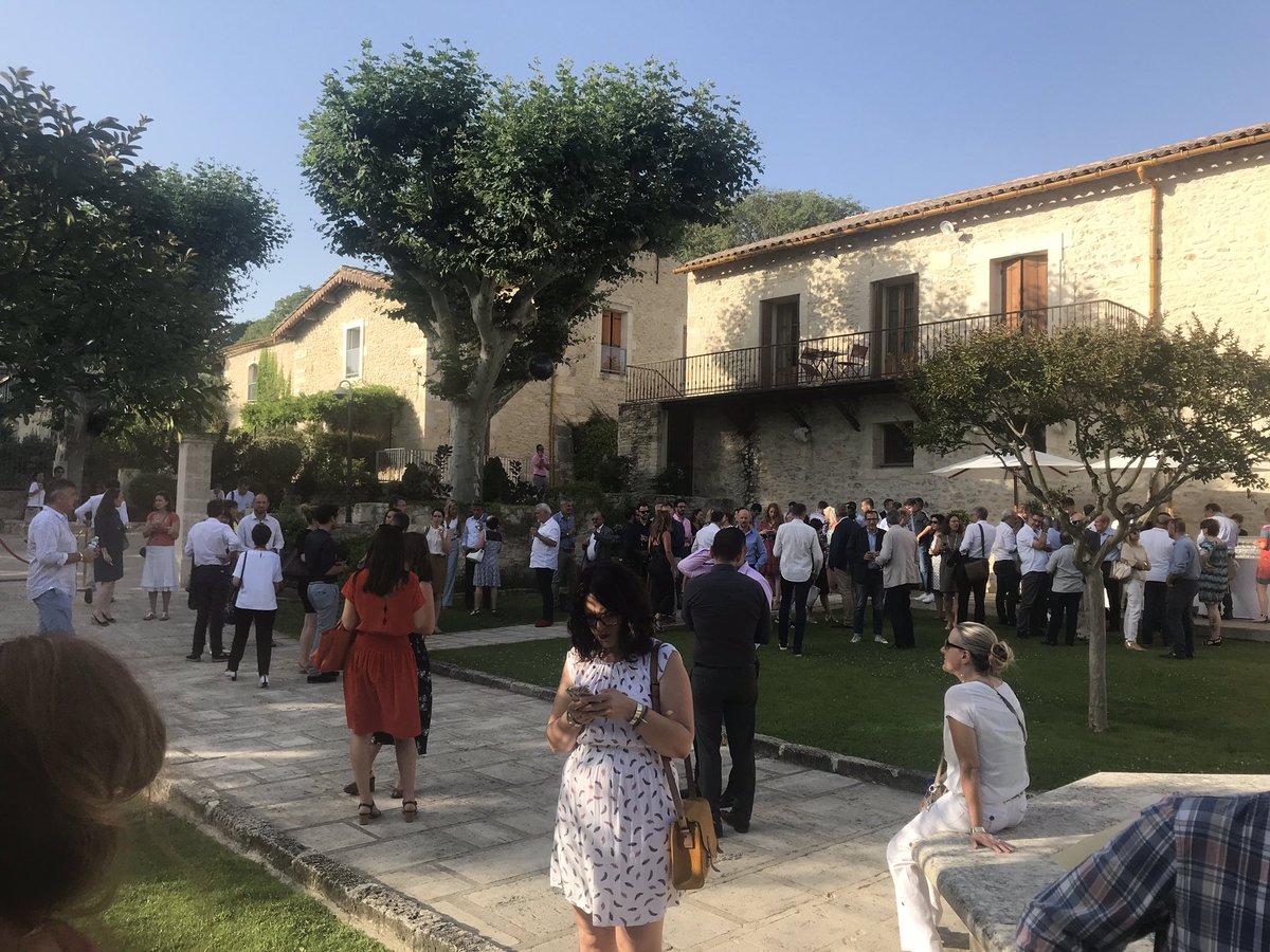 « Agir ensemble pour une croissance responsable » le <a href="/Medef34/">Mouvement des Entreprises de France #medef34</a> change son objet social à l’occasion de son ÂGE annuelle au <a href="/DeVerchant/">domaine de verchant</a> avec <a href="/f_lesache/">Fabrice Le Saché</a> <a href="/medef/">Mouvement des Entreprises de France</a> <a href="/salles_frederic/">Frederic SALLES</a> <a href="/FrenchTechMed/">La French Tech Méditerranée</a> <a href="/GeoffroyRDB/">Geoffroy Roux de Bezieux</a>