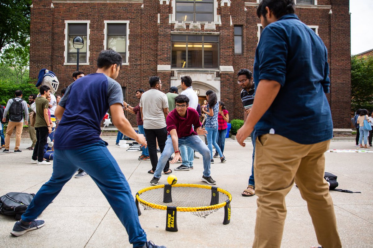 UWindsorISC's tweet photo. 🇨🇦🇨🇦We hope you all enjoyed playing games and enjoying some BBQ and snacks at our 2019 Canada Day Celebration!🇨🇦🇨🇦

We would like to thank our generous volunteers and sponsors for their help. If you have any feedback, feel free to leave them in the comments.

See you next year😁 https://t.co/nAGXeMbJ2A