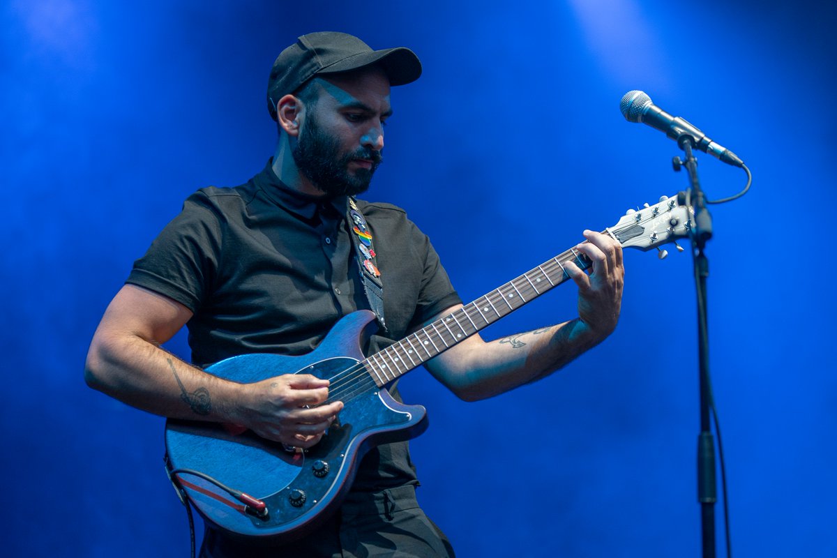 Lundi soir <a href="/Hollydaysband/">Hollydays</a>  nous ont confié qu'ils n'avaient pas forcément l'habitude de jouer dans des stades aussi grands que l'amphithéâtre @fourviere et qu'ils étaient un peu impressionnés.. rassurez vous, cela ne s'est pas vu du tout, vous avez assurez grave Crédit; P Bourdel