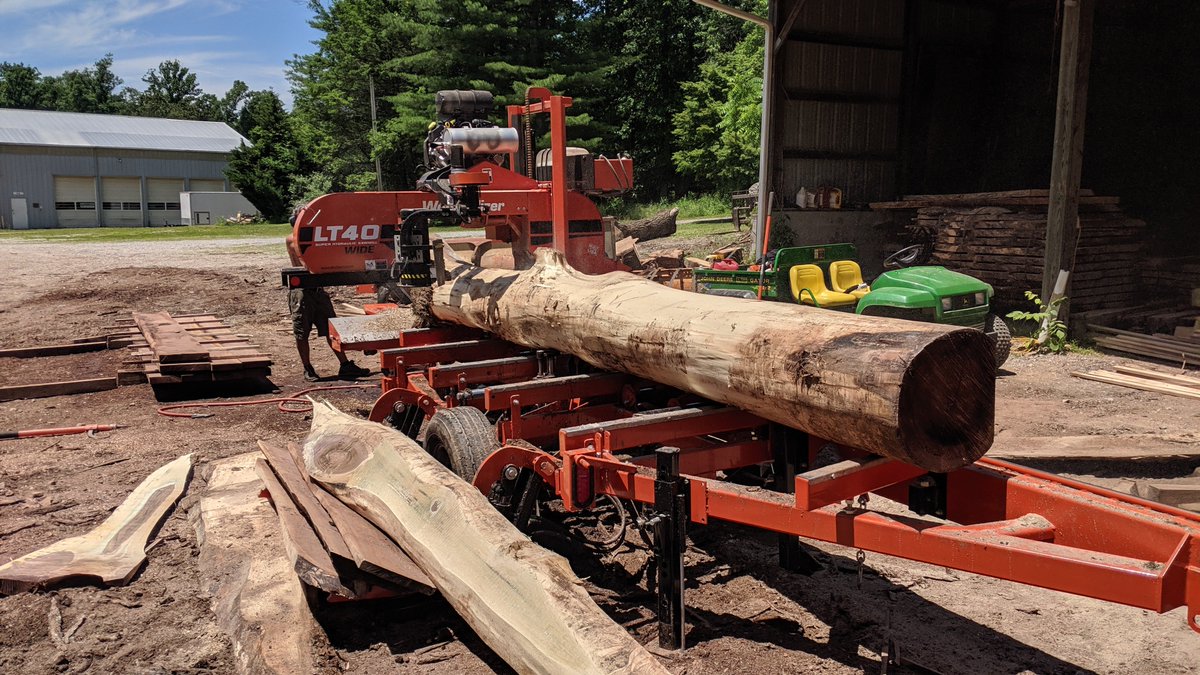 MDFallenLumber's tweet photo. It's been a beautiful past few days working up at the mill. We have so many logs to cut up, and every one of them is like Christmas morning. ๐๐ณ
#oeurbancut #urbanlogging #salvage #reclaimedwood #woodwork #customwood #oecustom #woodworking #woodworker #woodart #woodproject https://t.co/ZShwDc2fH8