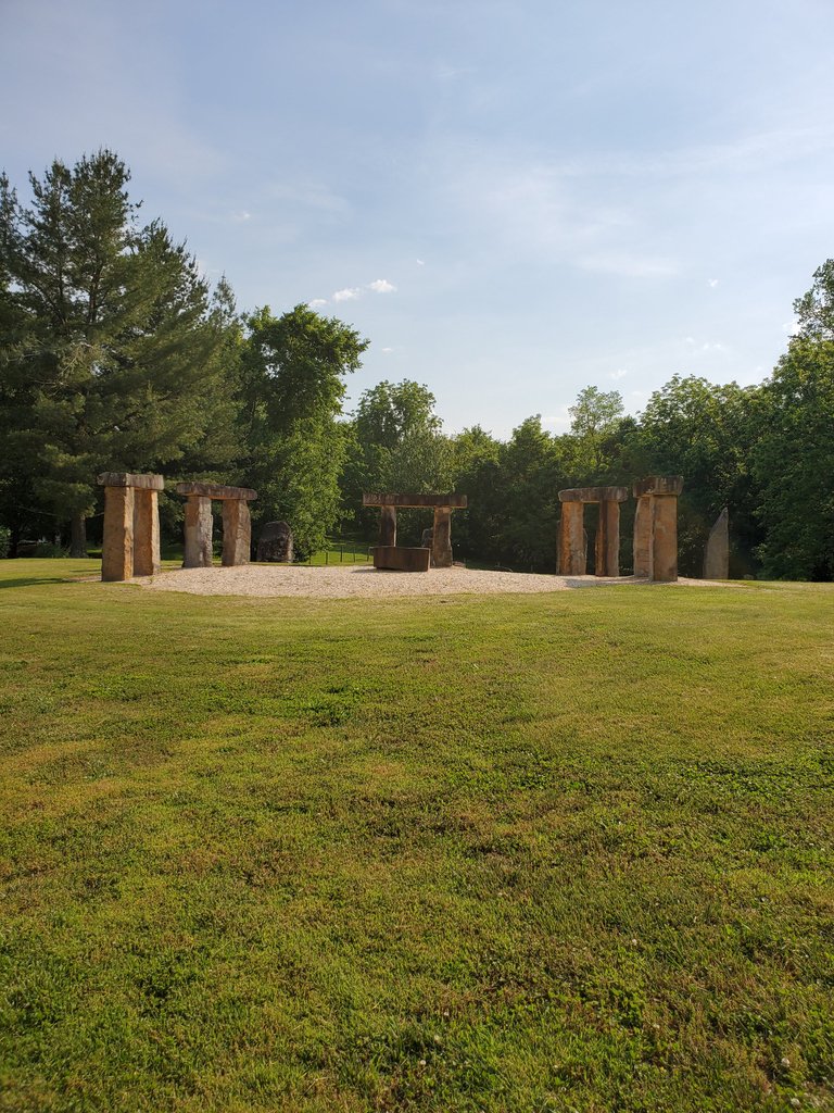 Finding4Corners's tweet photo. Stonehenge of Kentucky! This was an AtlasObscura discovery. If you haven't checked out the website WHAT ARE YOU WAITING FOR? https://t.co/38uZBdHXmN

#4K4C #explorelife

🎞Follow us on YouTube! 🎞

#fulltimerv #fulltimetravel #fulltimervfamily #rv #rvlife #rvliving #lifeontheroad https://t.co/McsWUz4Kwi