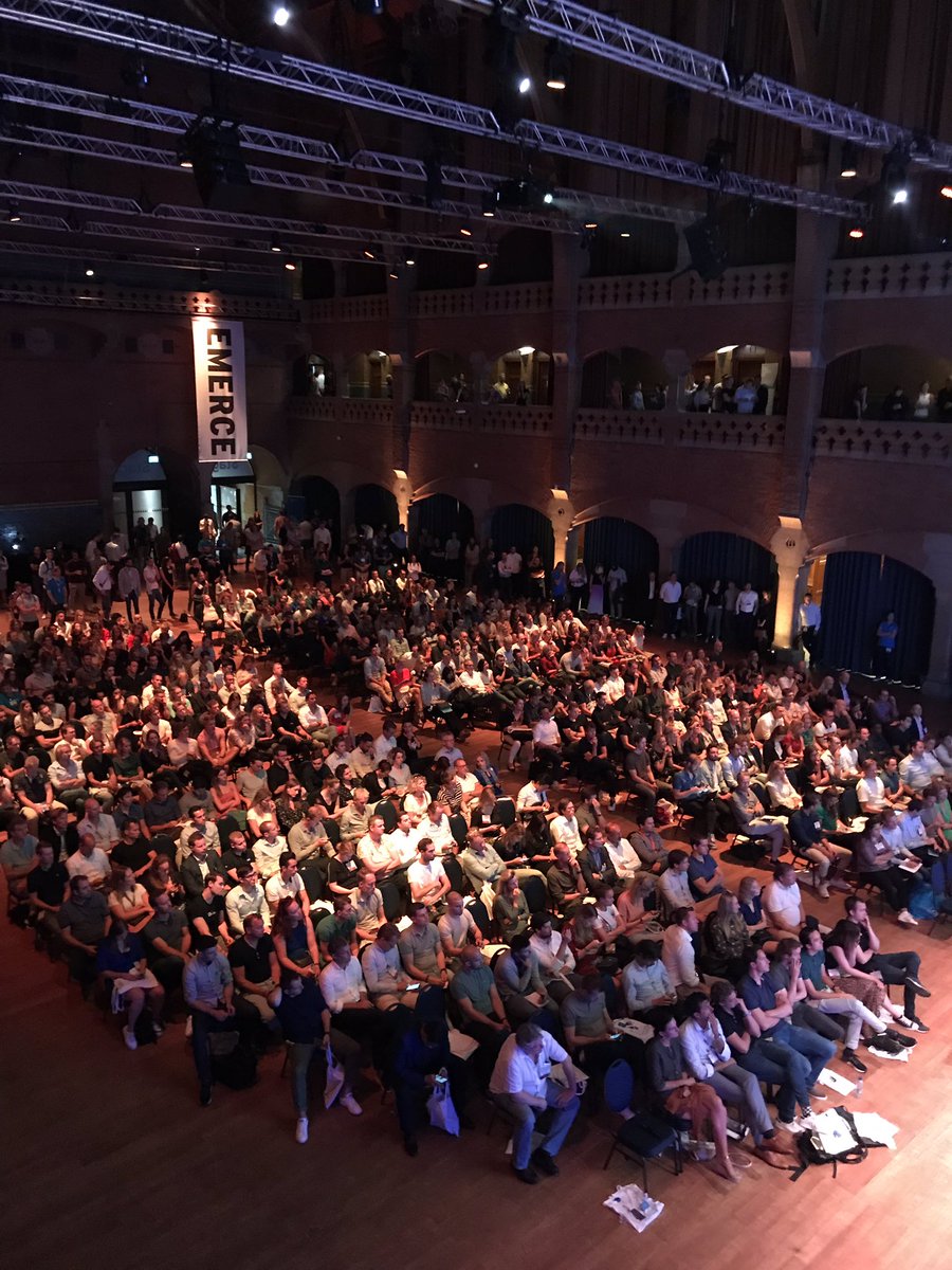 Dagje #emercelive zit er weer op. Lijkt elk jaar wel weer drukker te worden. Mooi combinatie met interessante presentaties en weer veel mensen mogen ontmoeten. #ecommerce goed georganiseerd weer <a href="/Emerce/">EMERCE</a>