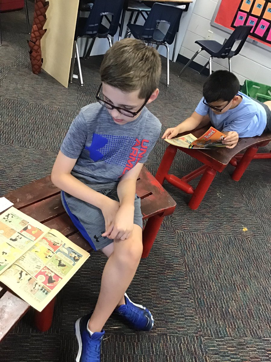 rmccoy313's tweet photo. These are comic book artists in training...
#lpsleads
#LPSSUMMER19 
#libertyoaks https://t.co/p401gPjcgx