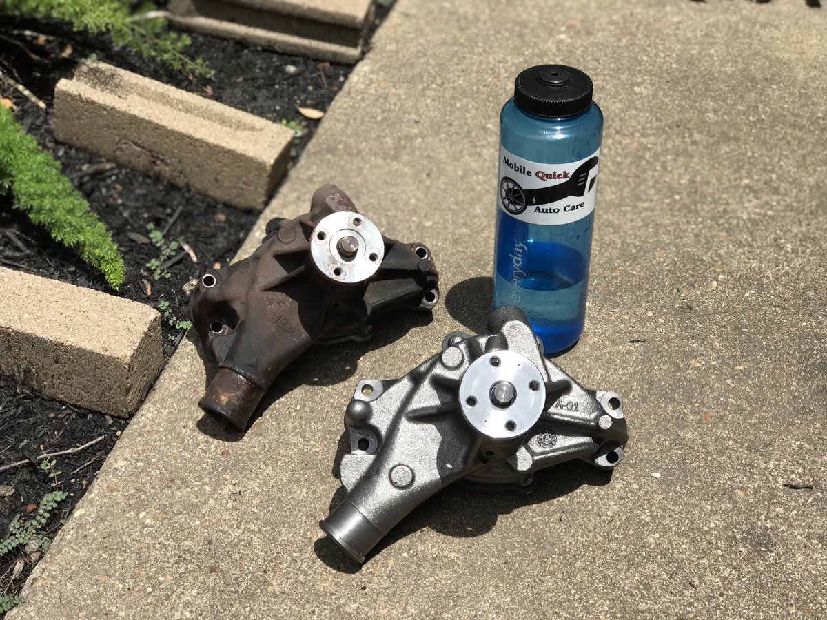 mqac_services's tweet photo. #WaterPump replacement #ThisIsWhatItLooksLike. Our customer is at work playing #ThatsMyCar. #MQAC, we provide custom delivered quick auto care to your home or work! #MobileMechanic #Houston #Mechanic https://t.co/0rB7aOYYPK