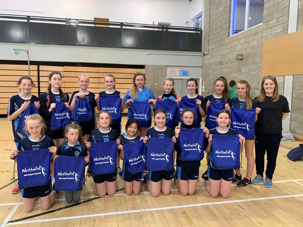 Our Year 8 and 9 girls took part in a fantastic masterclass of netball with Emma and Michelle Magee-two members of the Northern Ireland Senior Netball Team -who will be taking part in the World Cup next month. What a great opportunity! Thank you so much! Best of luck girls!🤞