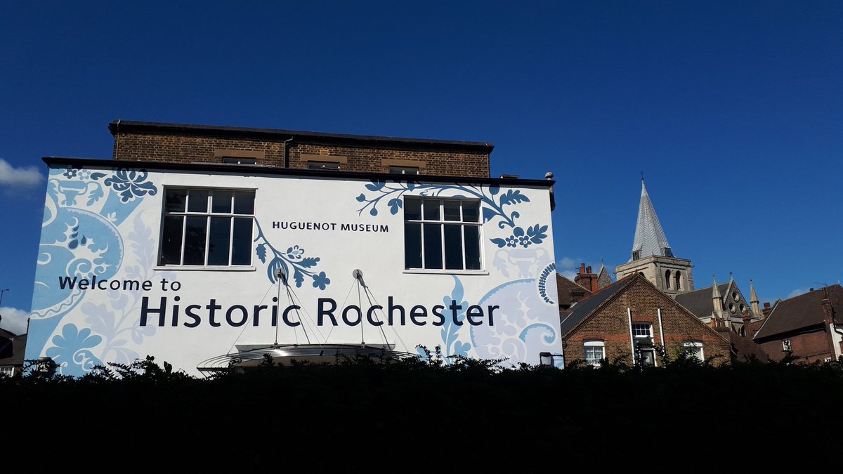 huguenotmuseum's tweet image. The flax growing in the Visitor Centre garden matches perfectly the flaxen blue of the designs on our building. Flax &amp;amp; dye plants are being grown by @FableandBase for the third textiles show in Rochester Art Gallery's Three Threads season, later this year @Enjoy_Medway