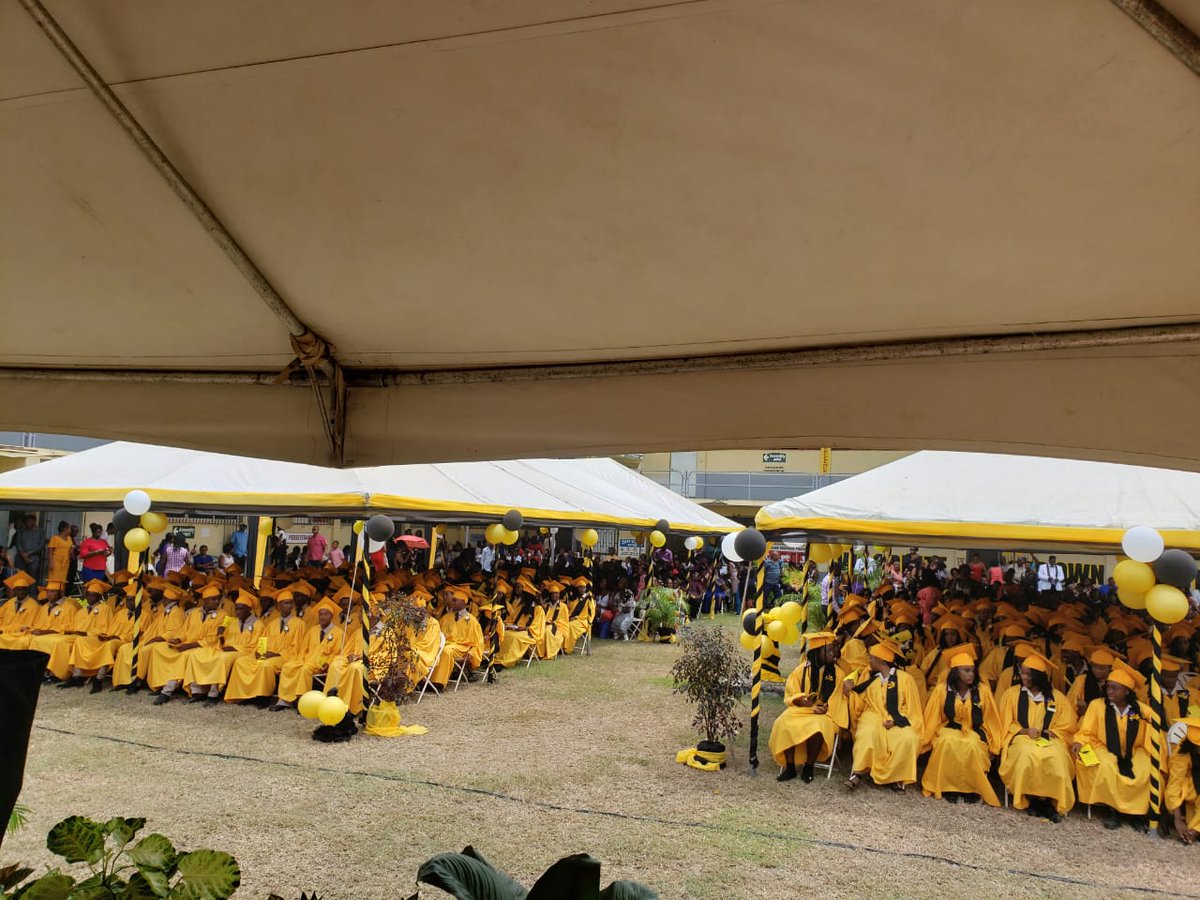 floydgreenja's tweet photo. Today I launched the SW St. Bess greening project at Black River High School. Each high school graduate in SW will receive a fruit tree and an allocation will be made for a set # of Primary Schools and ECIs each year. #5MillionTrees  #GrowWithGreen https://t.co/d7gCuuKgrG