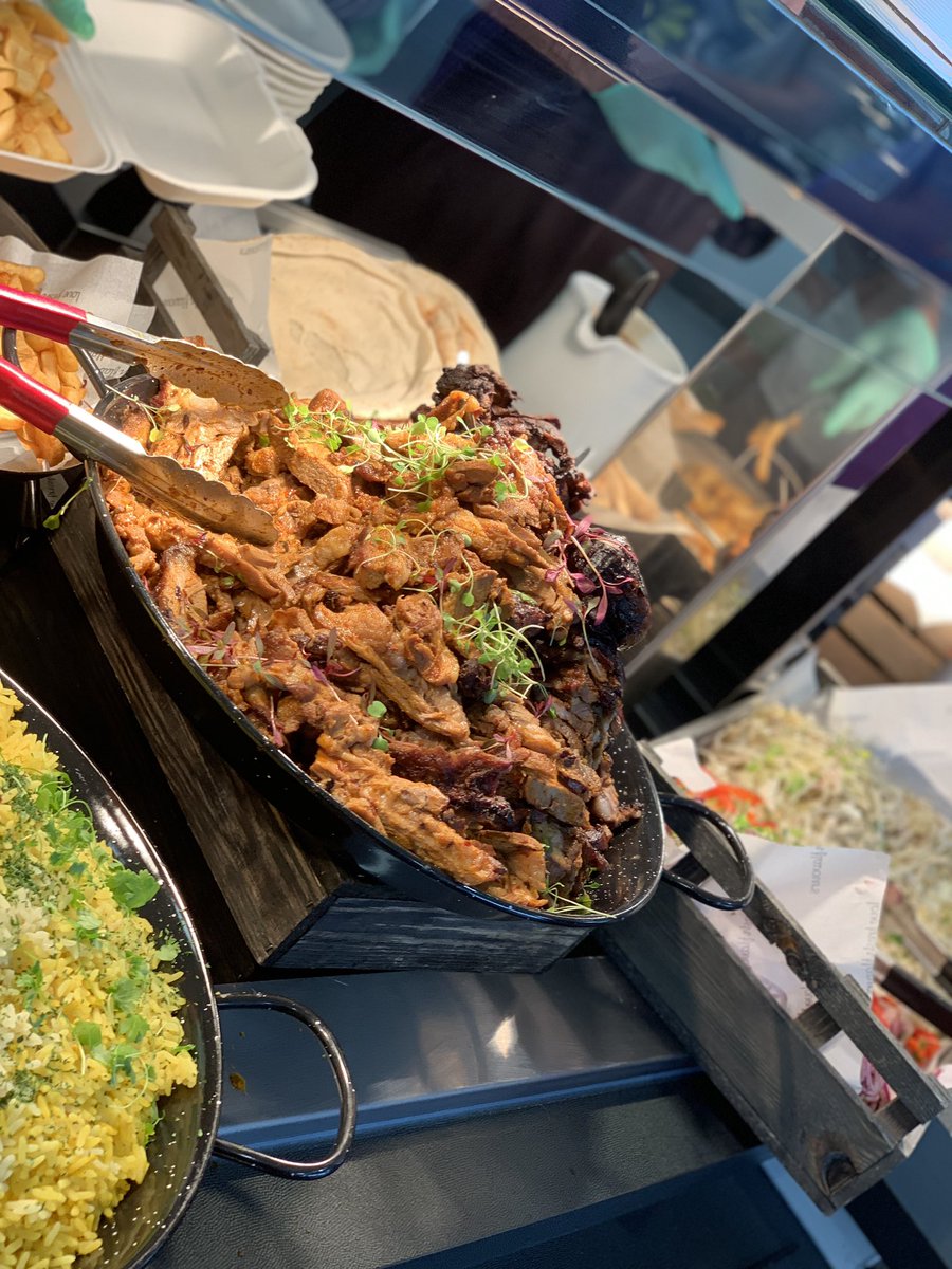 Lamb gyros/Shawarma for lunch <a href="/RoyalPapworth/">Royal Papworth Hospital NHS FT 💙</a> , simple and fresh ingredients. Gone in 24 minutes #ocs <a href="/ocs/">Orcun S</a>