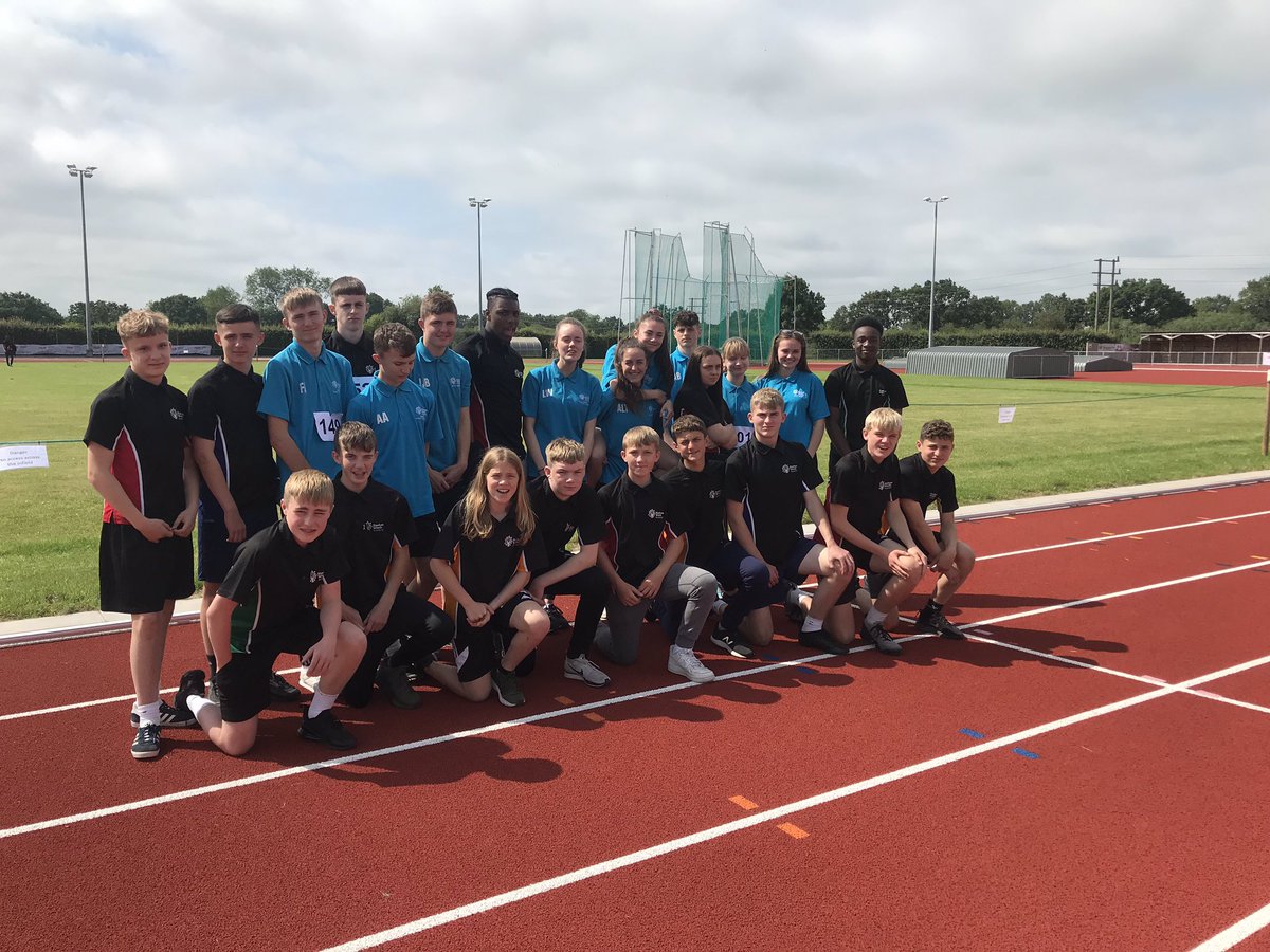 HanhamPE's tweet photo. A really busy day at the Super 6 Athletics County Finals. 4 teams qualified to the event, with every student doing themselves & HWA proud. Brilliant attitude, effort & commitment by all. #teamhanham https://t.co/TLMdE8kUM5