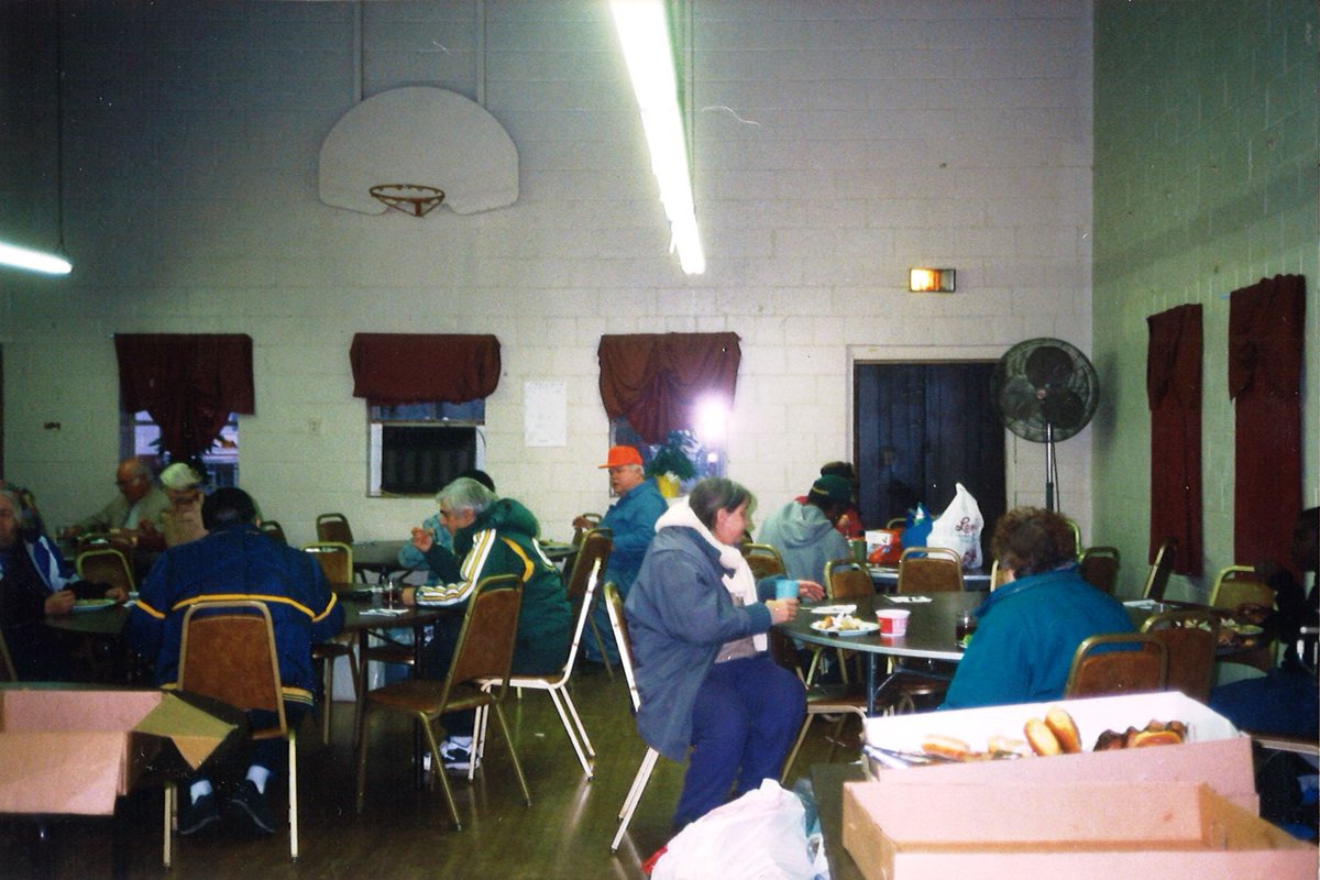 CMCMadison's tweet image. CMC has been doing its community meal program for a long time! Since the early 1980s, to be exact. Here's a throwback photo to the old days of the meal program, in the St. Martin House building the preceded the current CMC.