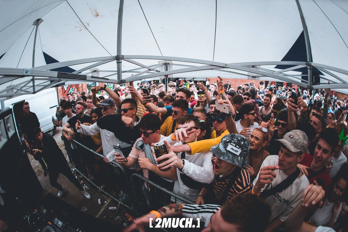 2Much_DnB's tweet photo. Our summer party last year was mad 💥

Just over 2 weeks until this years summer special at Trade, go to the link in our bio for FREE entry before 11! https://t.co/XoRgQhba5q