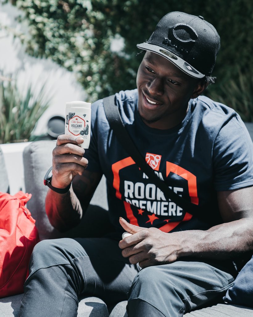 With @OldSpice at my side, I never have to worry about smelling anything but my best during preseason workouts 💪🏿 I love how fresh I feel all day when I use Volcano with Charcoal antiperspirant/deodorant. #MenHaveSkinToo #AvailableatWalmart @ChicagoBears
 #SponsoredObviously