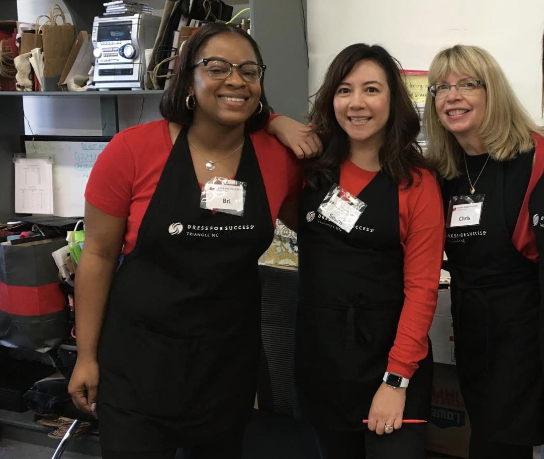 CleanAgencyInc's tweet photo. Our #squad leads by example, and that includes #community involvement. We had a great time volunteering for the @dfstnc Summer Boutique Sale last week! #CleanCares #DressforSuccess https://t.co/a9XooalSIi