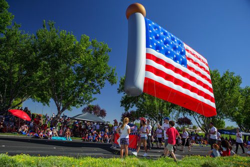 JaceRadke's tweet photo. Q2: Summerlin Patriotic Parade  #VegasChat https://t.co/jVXmo831F3