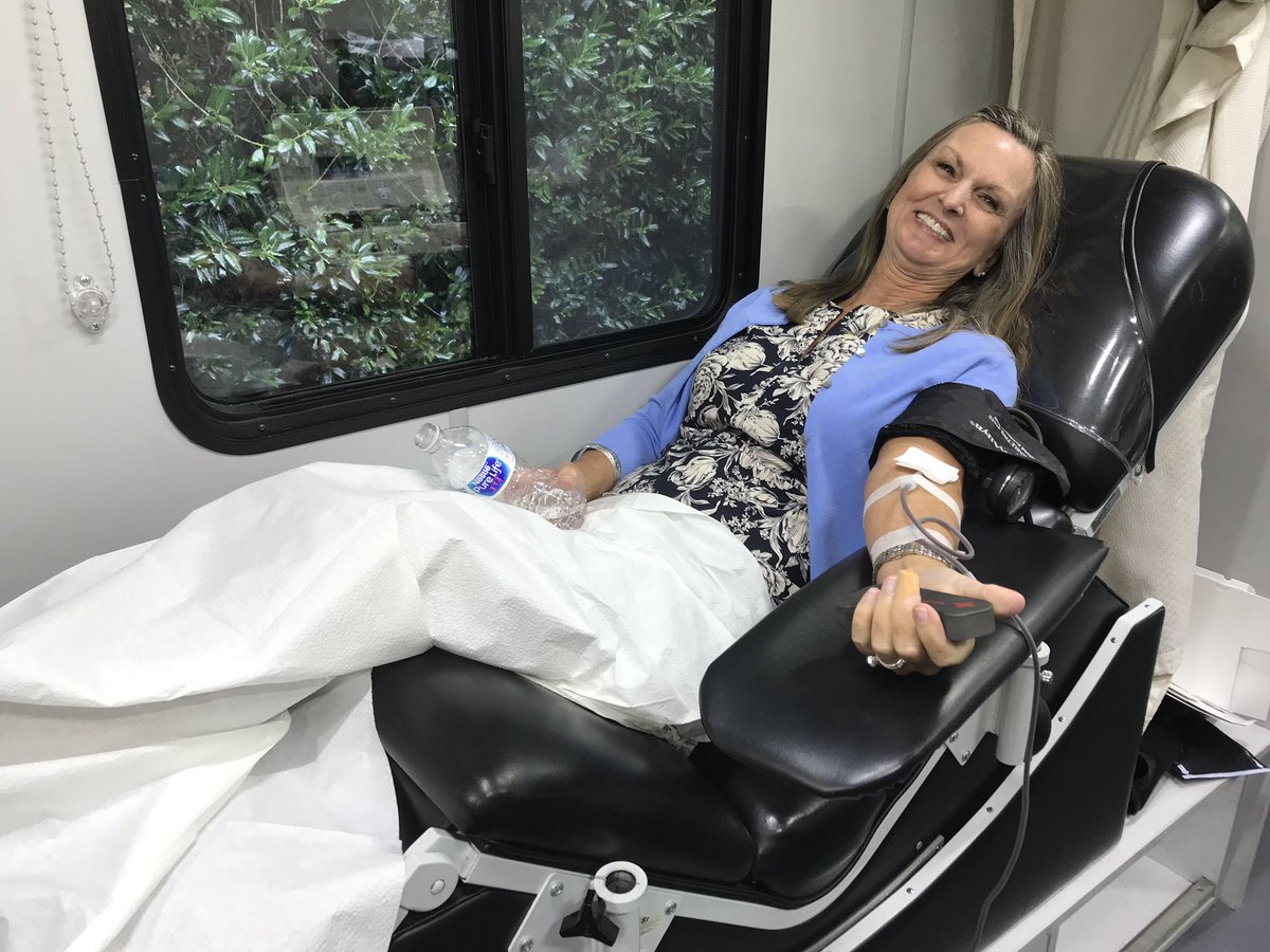 DunwoodyGA's tweet image. Thanks to staff + community members for rolling up your sleeves for this week’s @GARedCross blood drive, organized by #Dunwoody’s Public Works Department! We exceeded our goal + donated 24 units. #RedCrossBlood #MissingTypes @LoweEngineers