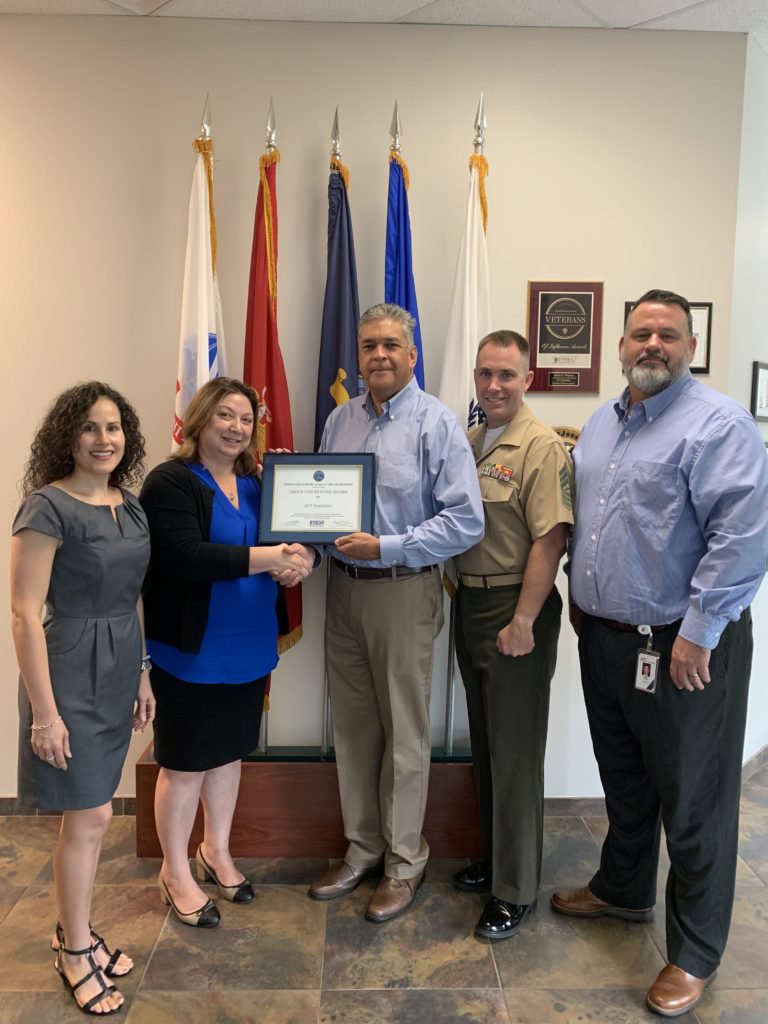 AVTSimulation's tweet photo. #TeamAVTSim is honored to be recognized by @FL_ESGR of the Employer Support of Guard and Reserve, @ESGR  (a Department of Defense initiative) as an Above and Beyond employer! We are very proud of our Guard and Reserve members!
#ModelingandSimulation
https://t.co/vLSd2G7eAC https://t.co/F4S2EVa7ny