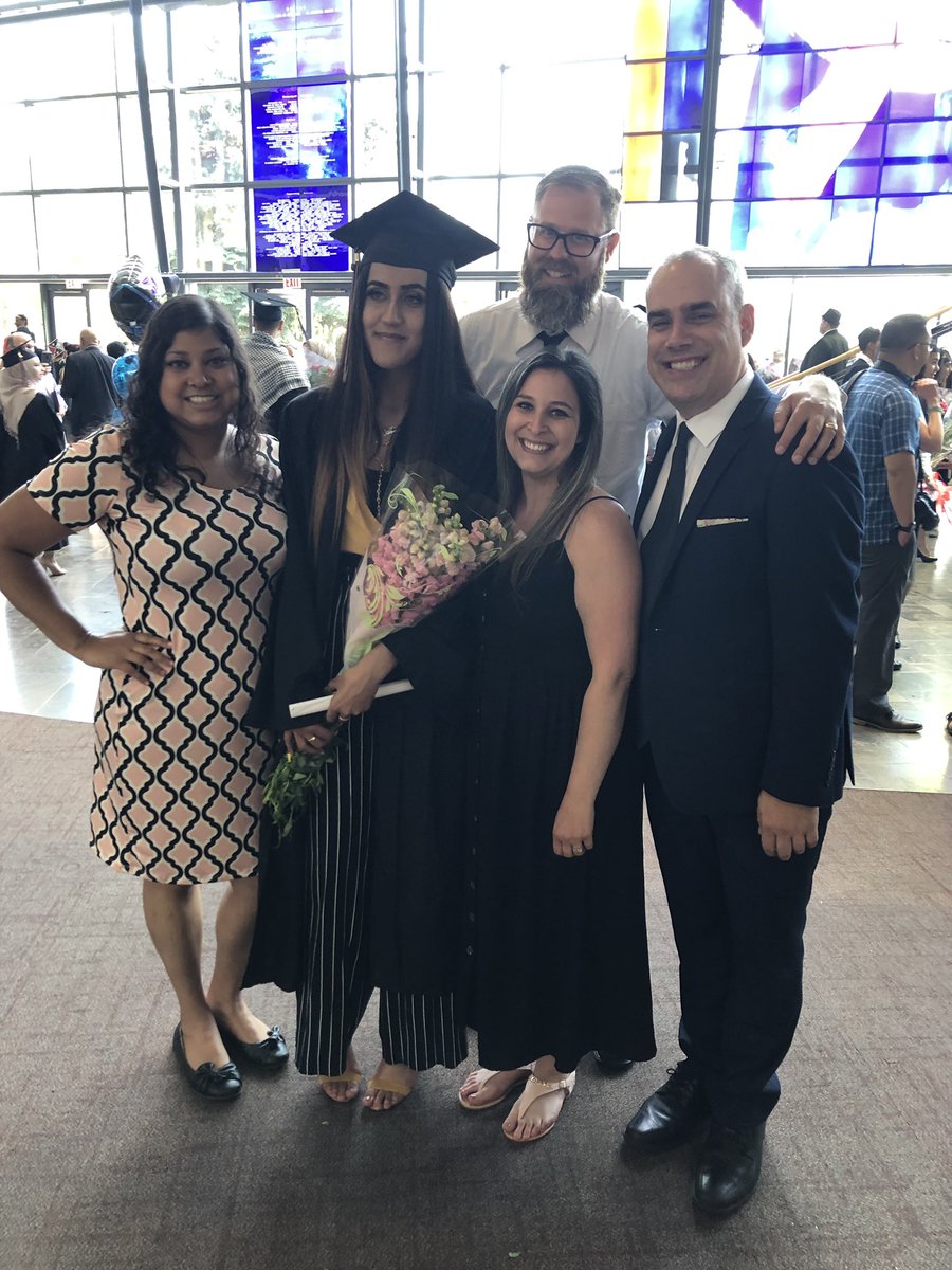 Birrellrocks's tweet image. Celebrating our @RickHansenPDSB grads with my amazing #AlternativePrograms team @PeelSchools @LivingArtsCtr #gratitude #perseverance #hardwork