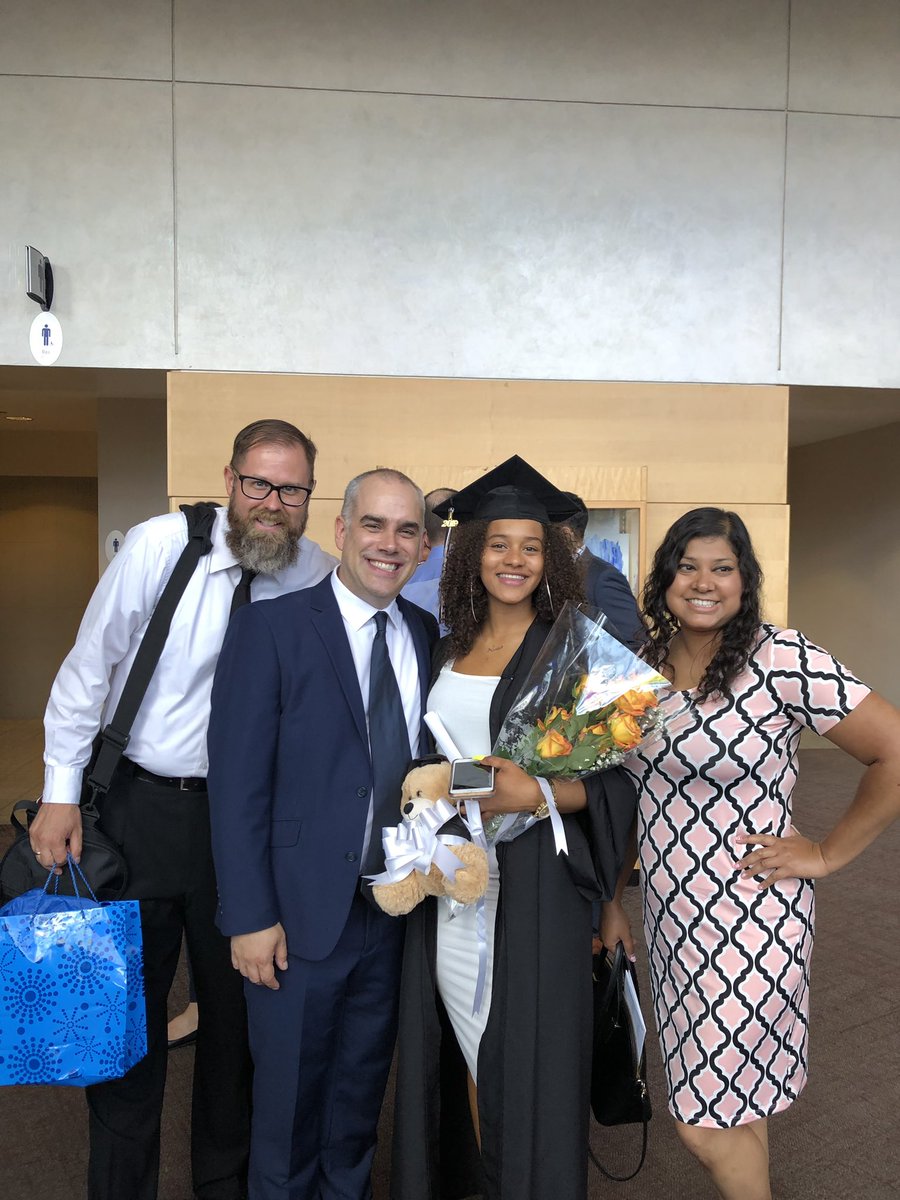 Birrellrocks's tweet image. Celebrating our @RickHansenPDSB grads with my amazing #AlternativePrograms team @PeelSchools @LivingArtsCtr #gratitude #perseverance #hardwork