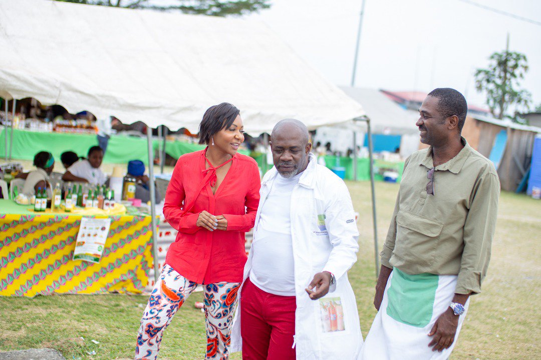agasa_gabon's tweet photo. Le Marché Agricole et du Made ln Gabon d'Akanda 🍆🍅🥒🍠 (#MAMIGA) c'est aussi ⤵️
1️⃣ - Un véritable lieu d'échanges et de rencontres avec l'Agence (AGASA). https://t.co/Vpna8qdT6i