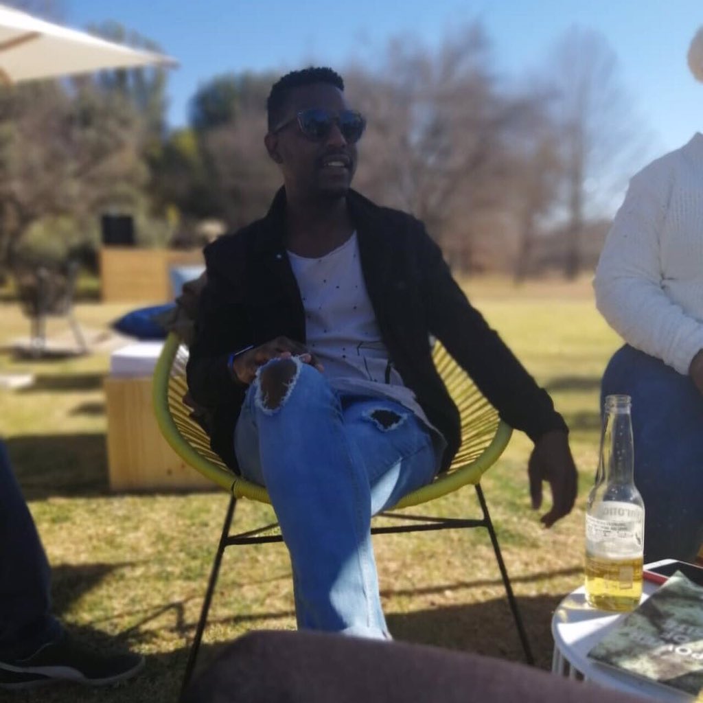 Kwezie_M's tweet photo. #casacorona #FindYourSunset @CoronaAfrica @corona https://t.co/uzqYLWs4Jd