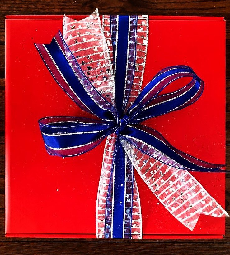 FPBC_Raleigh's tweet photo. #4thofJuly is right around the corner -- Send a #festive basket to a client or friend today! Click --> https://t.co/neV8Hdwv2v  to create your basket!!

#FivePointsBakingCo #GlutenFree #lowcarb #CustomGiftBaskets #NCLocal #supportlocal https://t.co/0G9rHAM99l