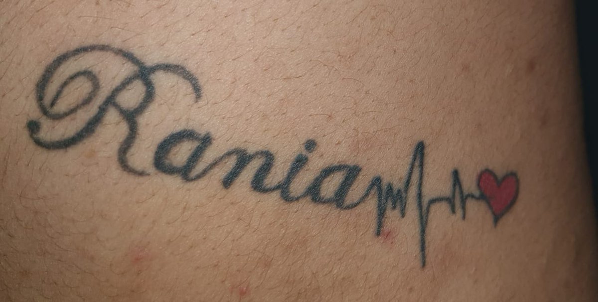 .                          عليك الله 
، 
.               اشتسولف ويّ روحك 
..
.                من أجي آبالك ..؟ 💔،