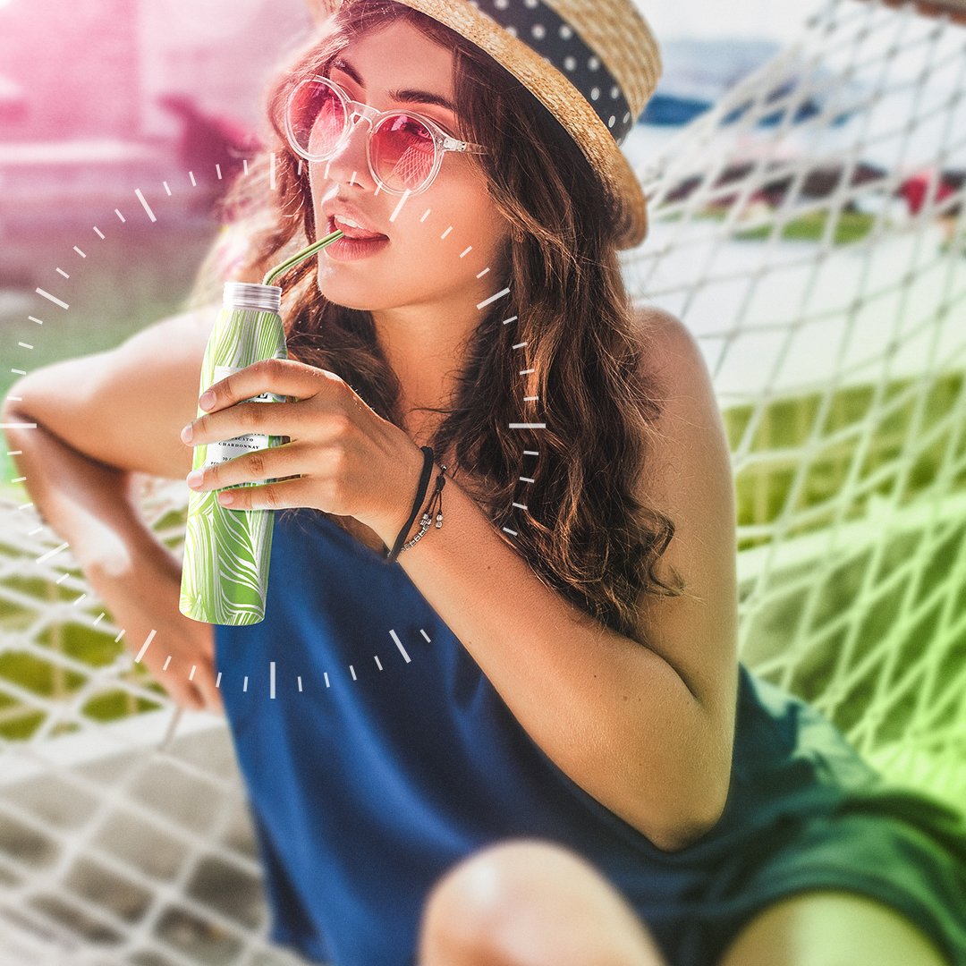 GazeWine's tweet photo. The best way to end a day of fun in the sun is with a well-earned breather. Tag your go-to BFF for happy hour. π― #StopAndGaze #GAZEWineCocktails https://t.co/eLTIJT55WE