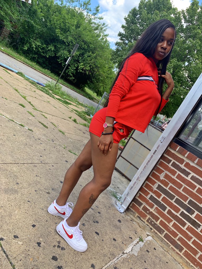 Its_puddoe's tweet photo. Maybe I’m just too G 4 you🥵 #freefu #foreverDarius https://t.co/AvYDsb6P08