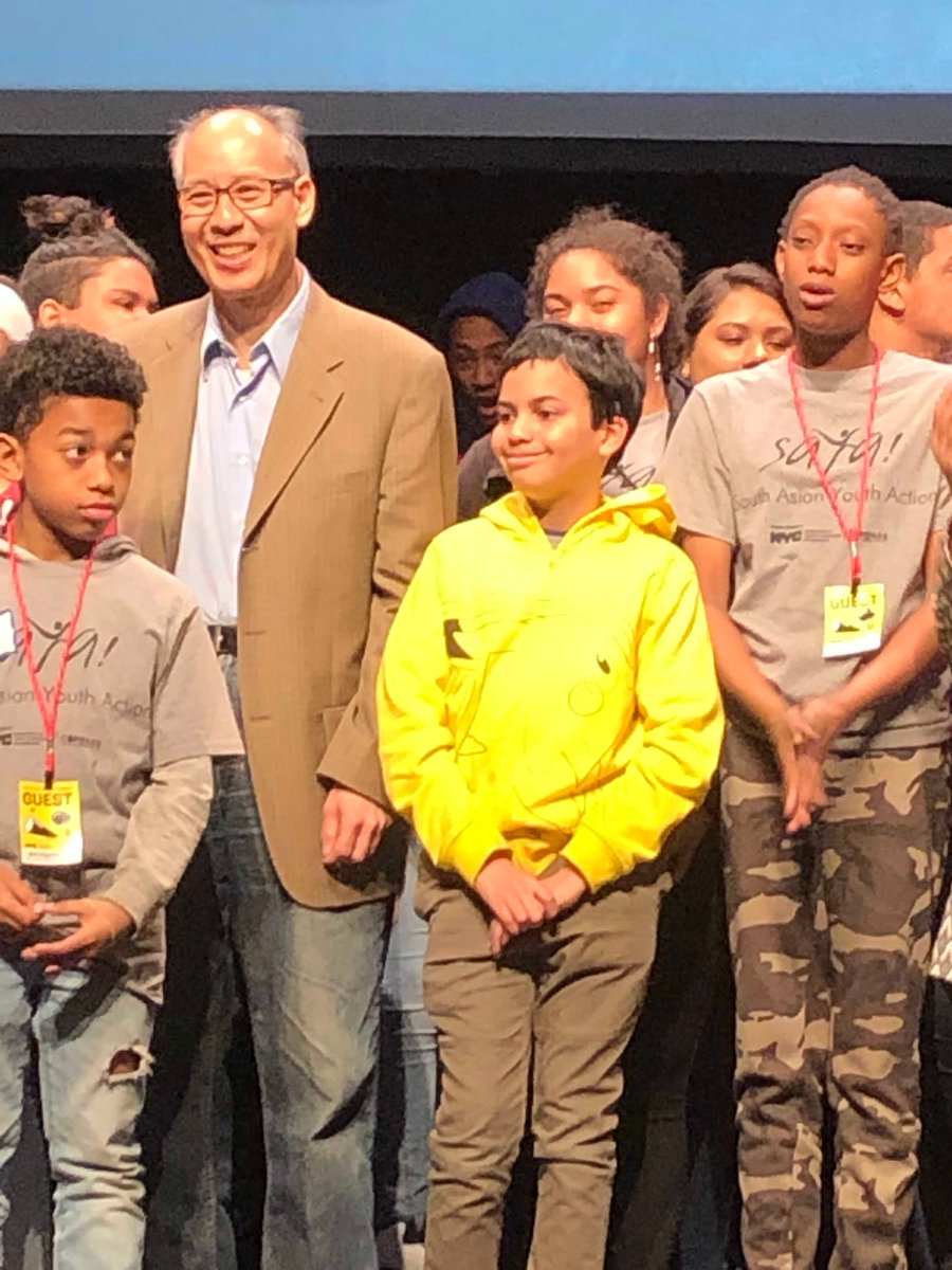 sayanyc's tweet photo. On May 11th, SAYA middle school youth attended the #YouthSummit, hosted by @NYCYouth, where they were awarded the Luis Acosta Bridging Communities Grant for their community service work! Two participants shared their experience at the event on our blog - https://t.co/hT1Z8exzHW https://t.co/wiYEl19fIJ