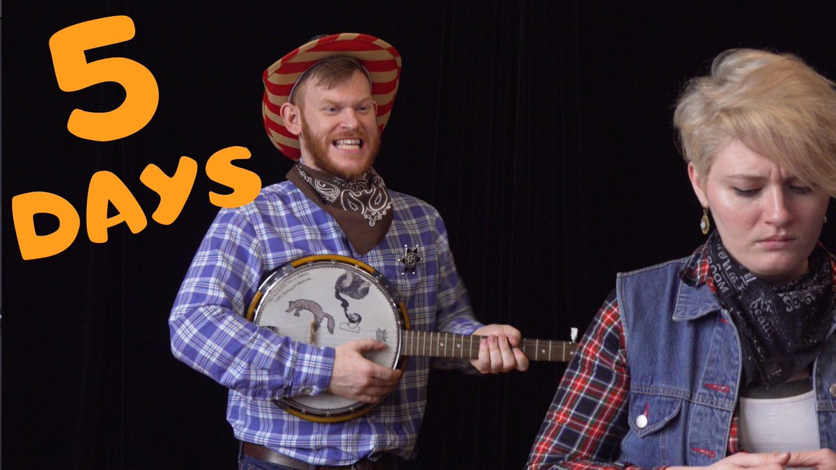 centeredseries's tweet image. 5 days until the Centered Season 1 Screening in the @musicboxtheatre lounge! FREE! Doors open at 7:30, laughs start at 8pm! #centered #centeredwebseries