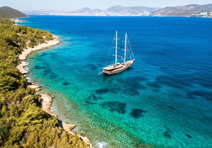 Mummytravels's tweet photo. [AD] "When you charter your own gulet, the sea really is your oyster – especially with experts to help put together a tailormade itinerary." Planning a Turkish gulet holiday with kids #familytravel #ukftb #turkeywithkids https://t.co/C2lnfA1MSy https://t.co/fDH5e5enob