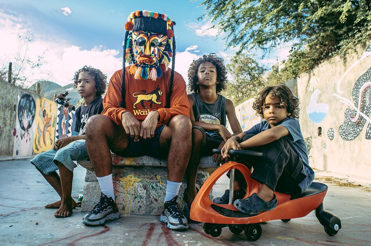 Bermuda's <a href="/NoiseCans/">Noise Cans</a> &amp; dancehall's <a href="/officialdoktor/">DOKTOR</a> celebrate #Life to the fullest on new track blbrd.cm/i56wBV