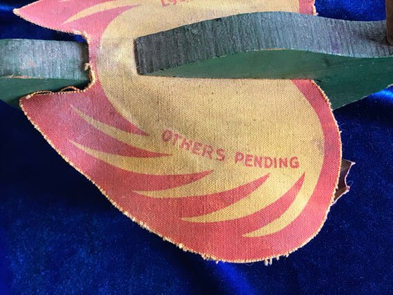 Yellowonetsy's tweet photo. Wooden duck toy w flapping feet, 1939-1940. Appears to be a prototype. This was my Dadโs when he was little. I donโt think it was ever manufactured. For sale at https://t.co/92BjKTFNLm. #vintageshowandsell #vintagetoy #pushtoy #duck #ducktoy #antiquetoys #vintage #prototype #toy https://t.co/xB6EeAftLZ