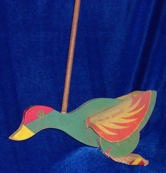 Yellowonetsy's tweet photo. Wooden duck toy w flapping feet, 1939-1940. Appears to be a prototype. This was my Dadโs when he was little. I donโt think it was ever manufactured. For sale at https://t.co/92BjKTFNLm. #vintageshowandsell #vintagetoy #pushtoy #duck #ducktoy #antiquetoys #vintage #prototype #toy https://t.co/xB6EeAftLZ