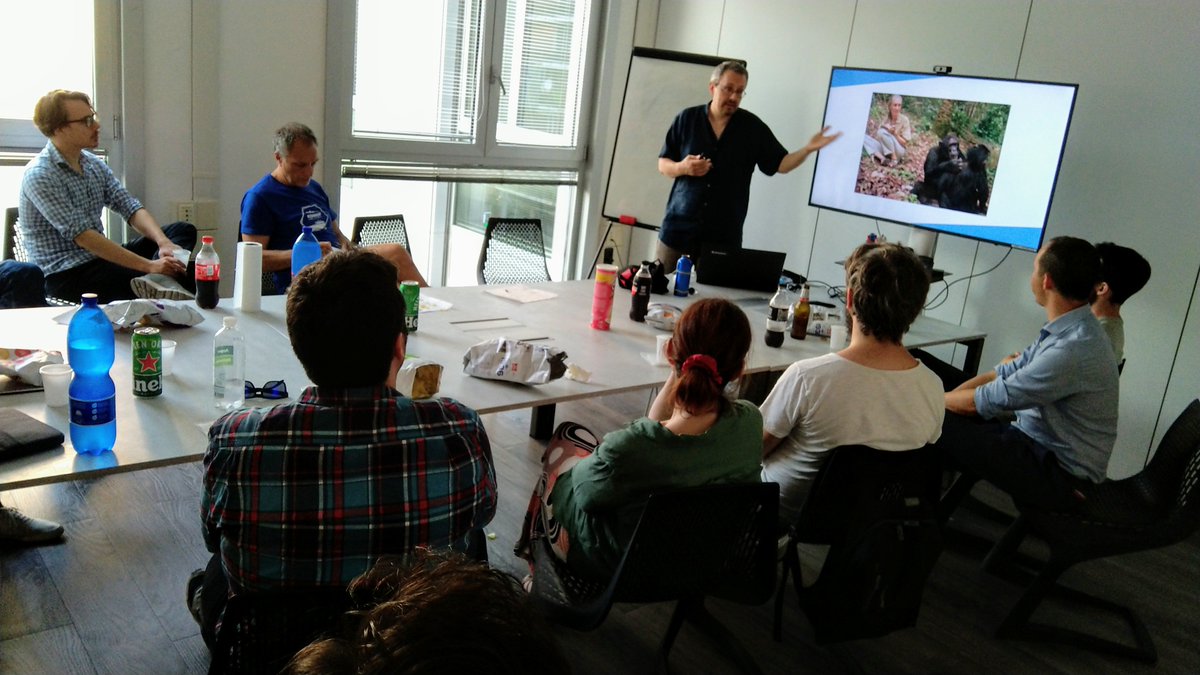 milanoxpug's tweet photo. Bellissima serata in @EasyWelfare che ha ospitato l'incontro di giugno dell' #XPugMI. Grazie a @dominidiato per l'ospitalità e a @mrctst per l'interessante talk! #eXtremeProgramming #xp https://t.co/3iHYK0eB0w