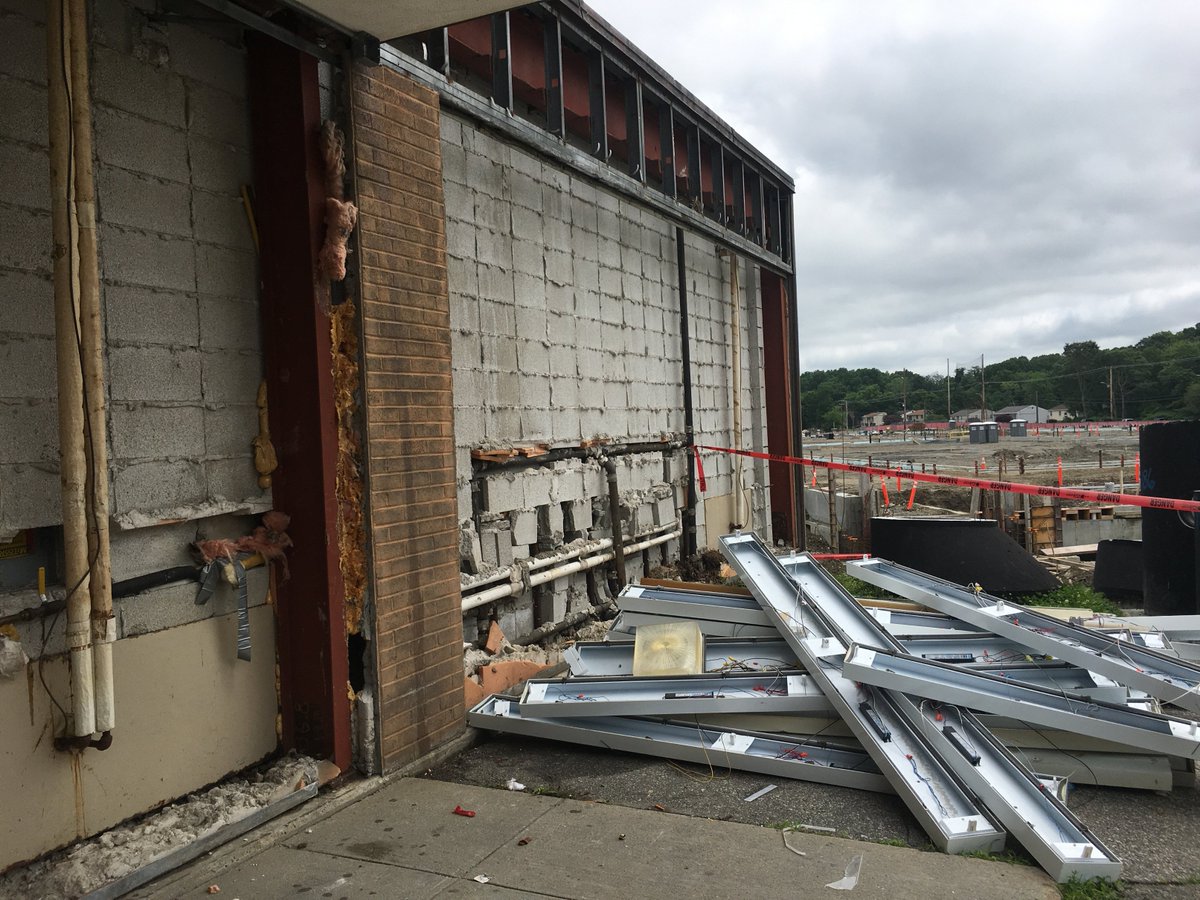 FRPSsupt's tweet photo. Today @SuffolkBuilds use #laser #technology tied to #GPS to #pinpoint exact locations to the % #millimeter for placement of sewer drainage & continues the #abatement #replacement & structural reconfiguration of Urban Fieldhouse - Steel will be arriving soon #LetsGetVertical 🏗️🚧 https://t.co/3sCvrOF2Zk