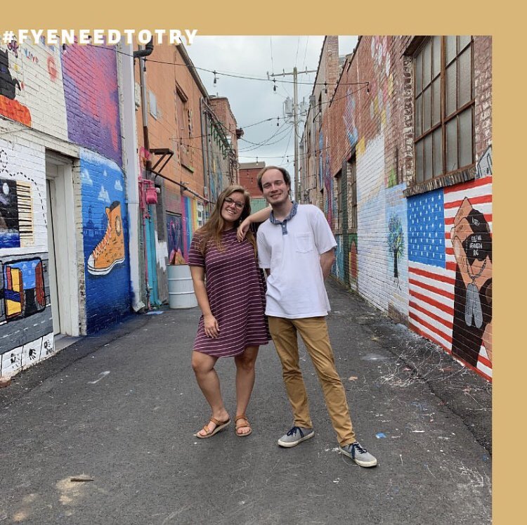 HU_FYE's tweet photo. As a first-year-student, you need to try visiting downtown Searcy to see Art Alley! Local artists are constantly adding new works of art so every time you walk down it you will see something new! It is a fun experience to enjoy with friends! #FYENeedToTry #FYEInsideStory https://t.co/otdVYiOBWz