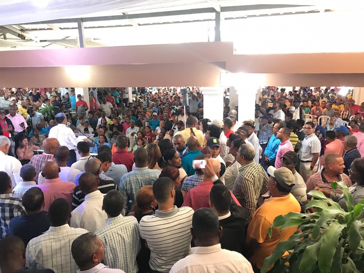 TommyGalanG's tweet photo. En masiva reunión informativa del Partido de la Liberación Dominicana ( @PLDenlinea ) en San Cristóbal, insté a los compañeros mantener la unidad como condición principal para conservar el poder en el 2020. 

#TG⭐️
@comiteprovinci1 https://t.co/V8kfflx4fz