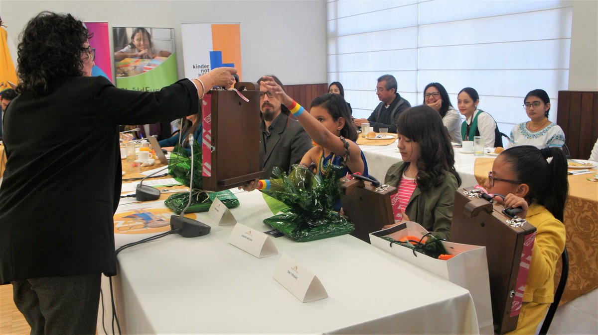 Plan International Ecuador tweet media