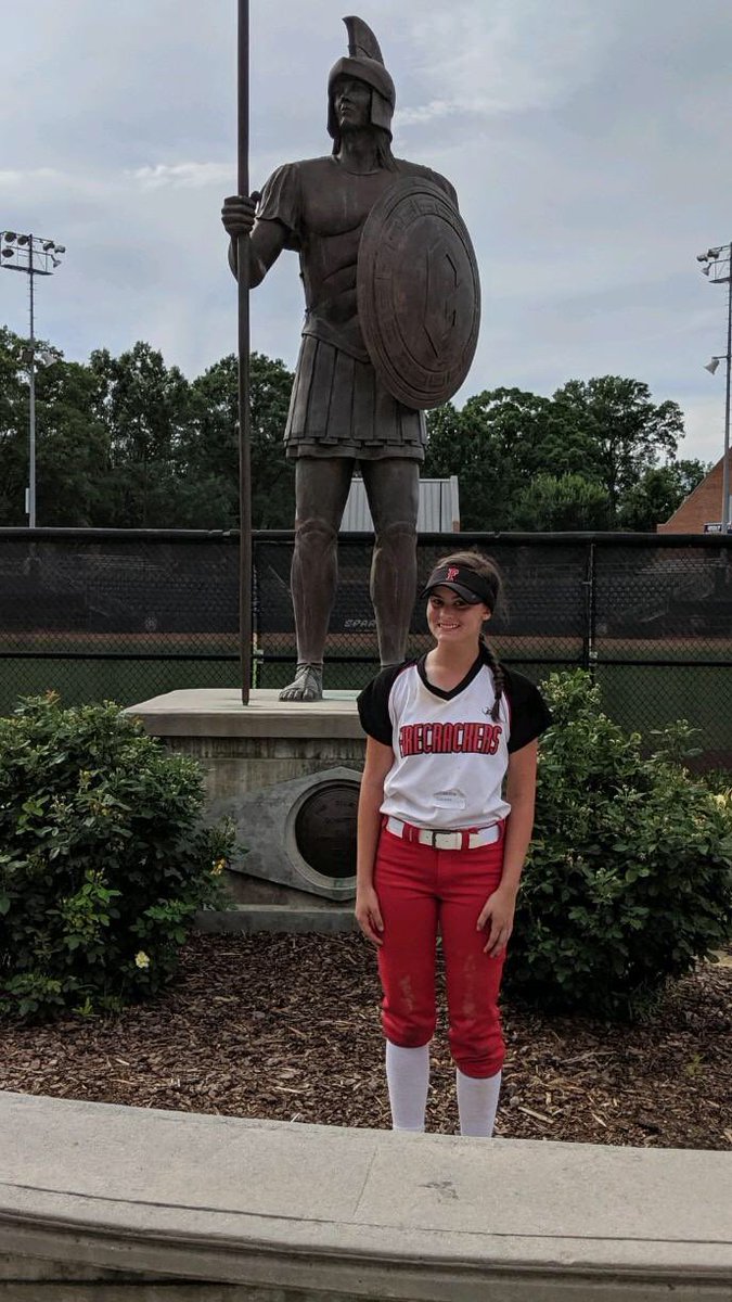 Alexandra_E10's tweet photo. Had a great two days at UNCG camp!! Thank you Coach Breneman, Coach Wells, and all the UNCG players for helping throughout both days of camp. @UNCGSoftball @FirecrackersGon @coachbreneman @WellsBethaney22 https://t.co/4vryG3qcsI