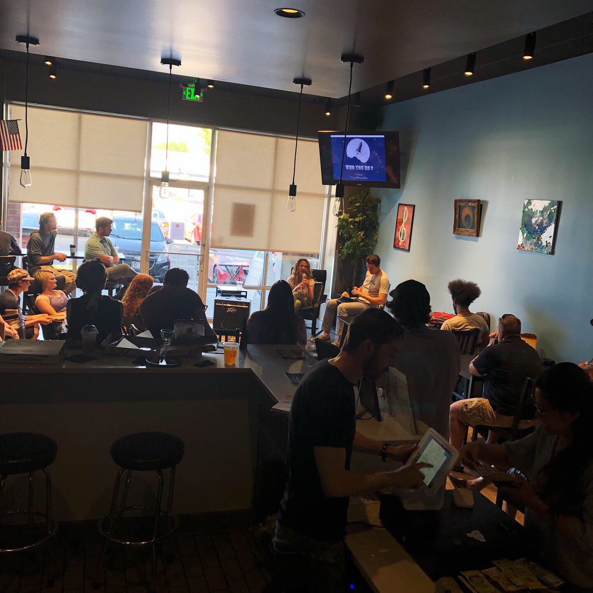thecleverbean's tweet photo. Starting #TheJunto with a great turnout! https://t.co/8fDgJB3w6j