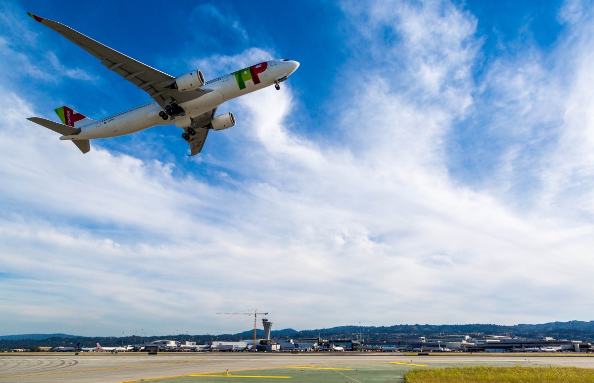 flySFO's tweet photo. We're excited to welcome TAP Air Portugal and celebrate the West Coast's only nonstop service to Lisbon! Enter for a chance to win 2 roundtrip Economy Class tickets from SFO to Lisbon (LIS).To enter visit- https://t.co/tGJmofVDZJ #WelcomeTAP https://t.co/sBdL7GcZyz