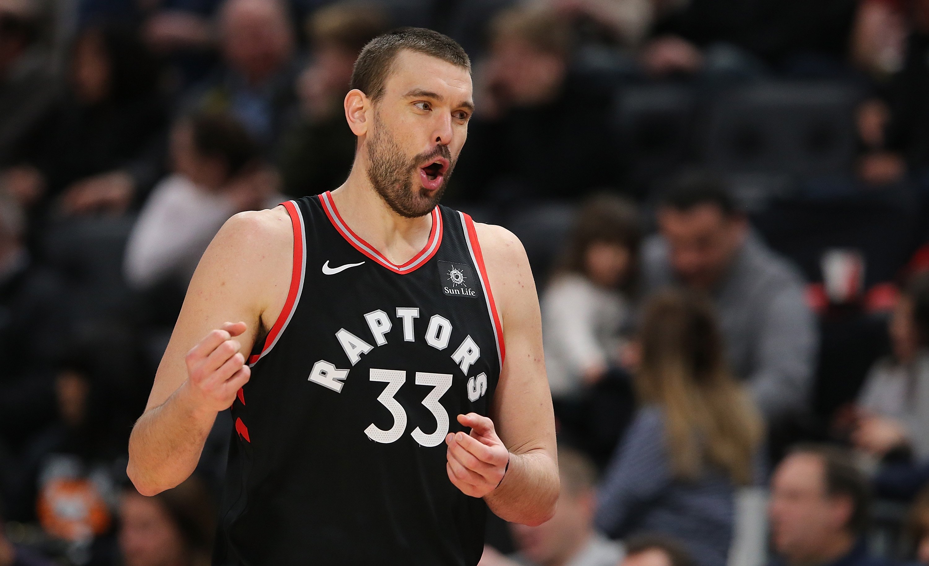 NBA on TNT en Twitter: "Marc Gasol is exercising his $25.6M option for next season and will return to the Raptors, per @wojespn. https://t.co/CeU7GsEstS" / Twitter