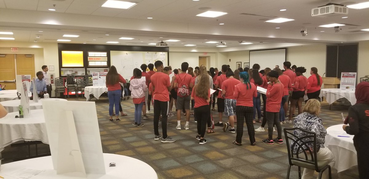 FinAidEllen's tweet photo. Financial aid sessions this afternoon for BSLA! You know I'm excited for these sessions! #BSLA2019 https://t.co/0eVNLWLbQK