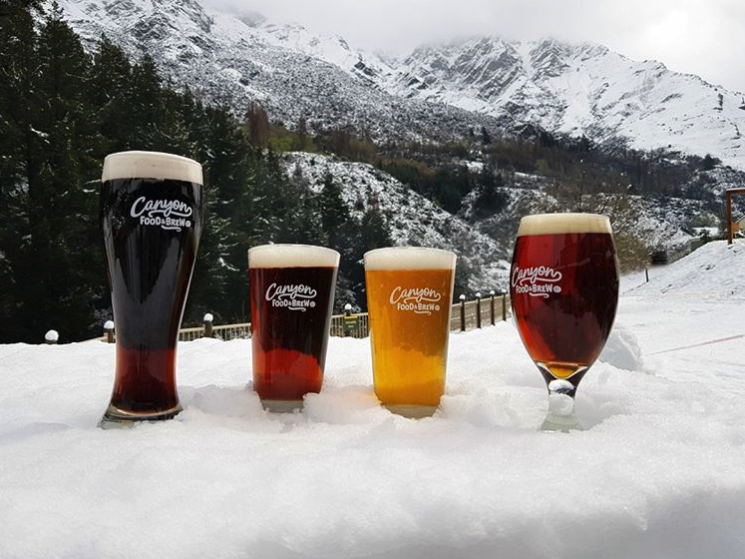NZFourSeasons's tweet photo. Are you looking to hang like a local? Try Canyon Food &amp; Brew! A killer #Queenstown #Microbrewery serving fresh, flavourful food and award-winning beer crafted onsite alongside the iconic #ShotoverRiver!!! Just an 8-minute drive from the Four Seasons 😎🍺 https://t.co/uyVe9XkwQ1