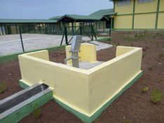 MohamedHawaTou1's tweet image. #PRAC_Agriculture : Concret !

N&apos;Zérékoré, Beyla, Kankan dotés des magasins de #stockage #multifonctions qui comportent : 

- 1 aire de séchage
- 1 atelier de décorticage
- 1 forage
- des latrines externes etc.