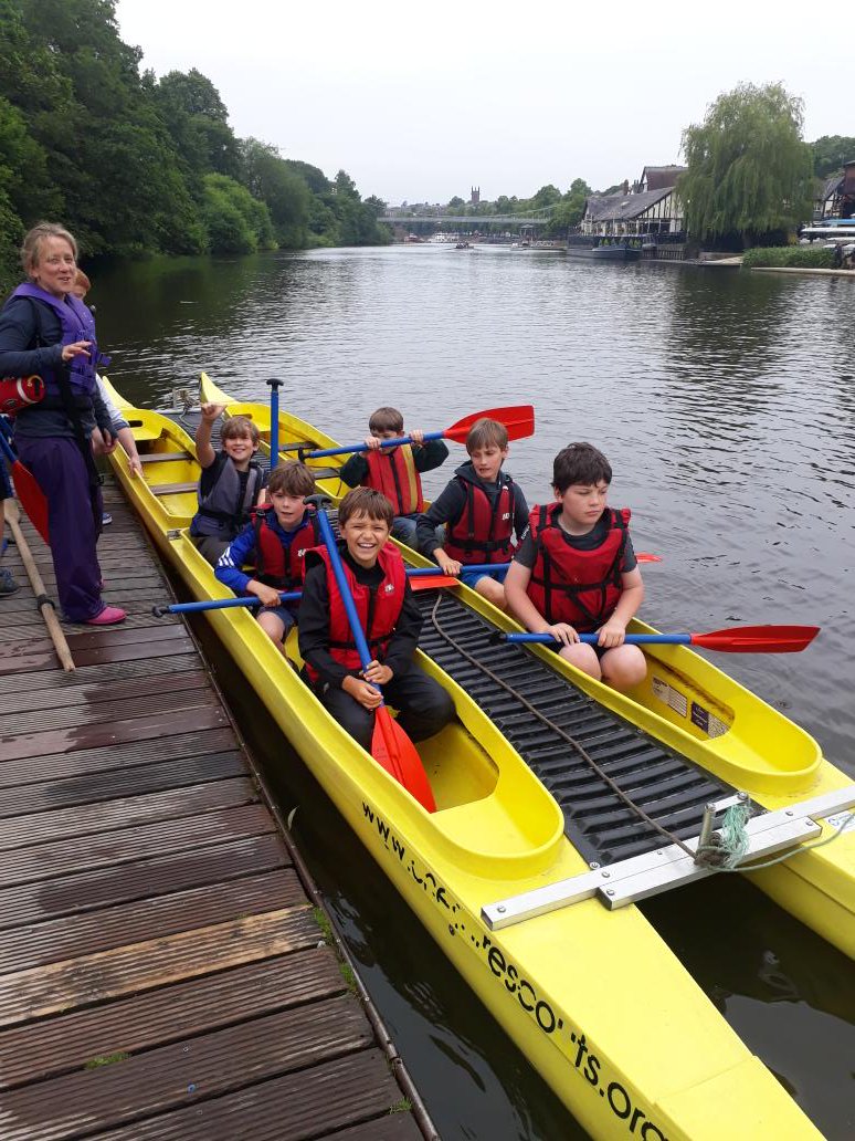 tarporleycubs's tweet photo. Yellow boat is off! 

#PullPullPull https://t.co/fO9a9LBRTk