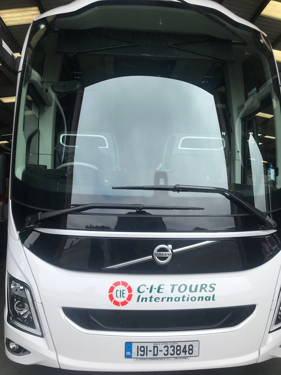 Brand new 191 Volvo 9900 windscreen fitted today , what a bus 💪💪