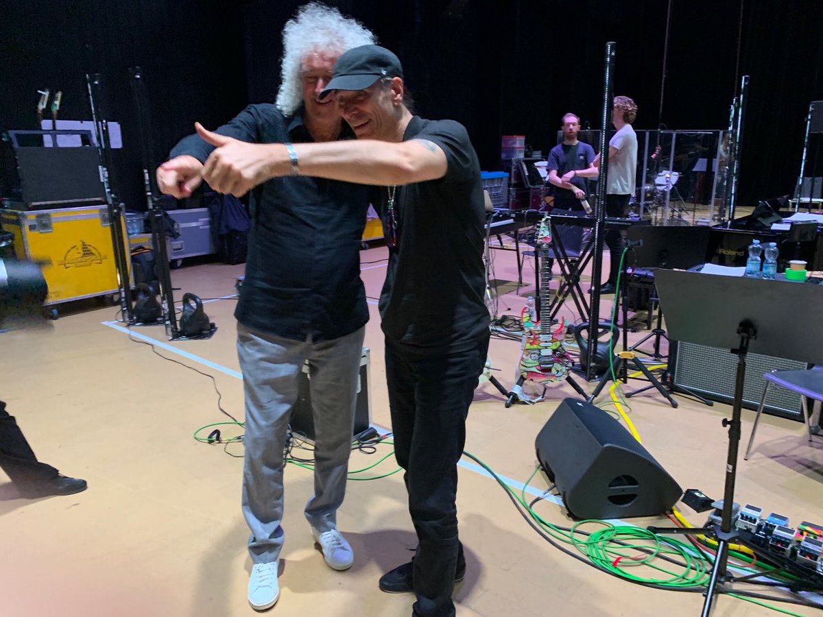 Whenever I’m with him, I get the feeling of a warm safe place. And every time he puts his hands on his guitar, the sound that comes out inspires and humbles me, even just one note. It’s quite unbelievable. (3/4)