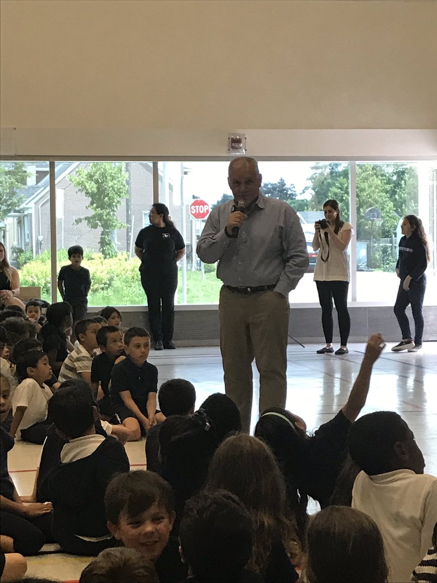 Mrs.Otello17 🍎 (@otelloa1) on Twitter photo St. Simon gathered today as a family to wish Mr. Boccia a Happy Retirement. We sent him off with a beautiful Beetles Music Concert. Thank you for all that you’ve done! #webelong <a href="/StSimonCS/">St. Simon CS.</a> <a href="/TCDSB/">Toronto Catholic District School Board</a> St. Simon gathered today as a family to wish Mr. Boccia a Happy Retirement. We sent him off with a beautiful Beetles Music Concert. Thank you for all that you’ve done! #webelong <a href="/StSimonCS/">St. Simon CS.</a> <a href="/TCDSB/">Toronto Catholic District School Board</a>